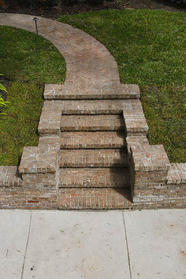 Brick-Entry-Steps